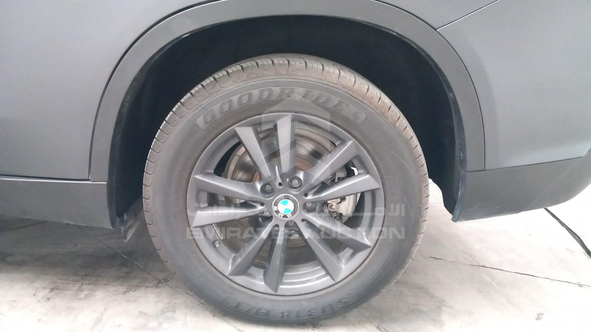 2015 BMW X5 VIN: 5UXKR2C58F0H35448