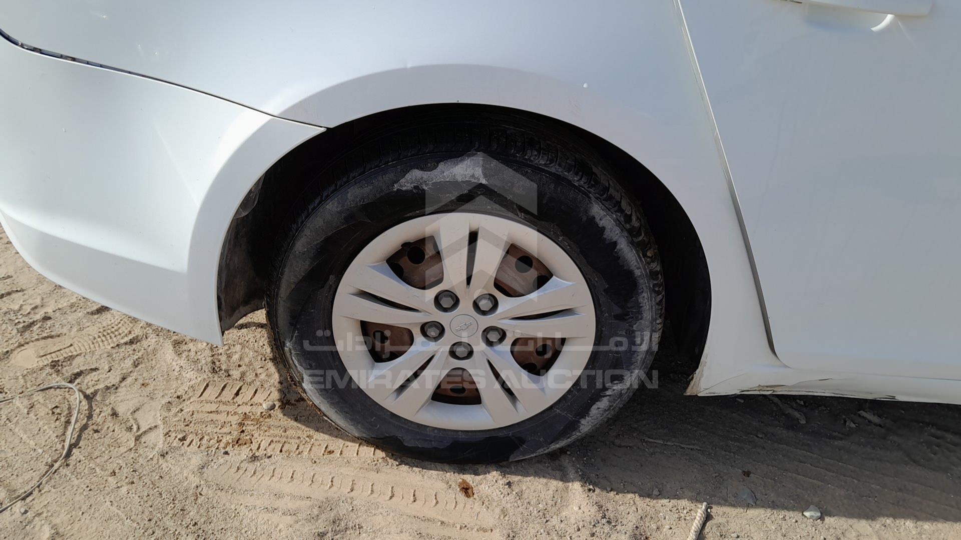 2014 CHEVROLET CRUZE LS VIN: KL1PJ5C53EK580833