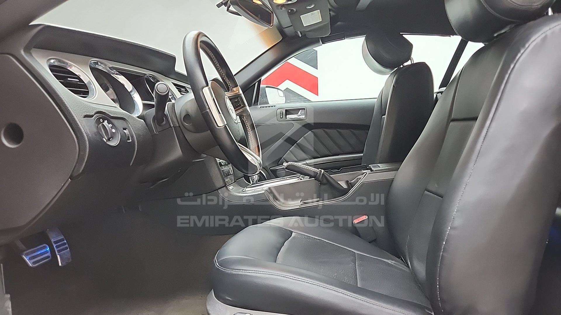 2013 FORD MUSTANG VIN: 1ZVBP8EM2D5276927
