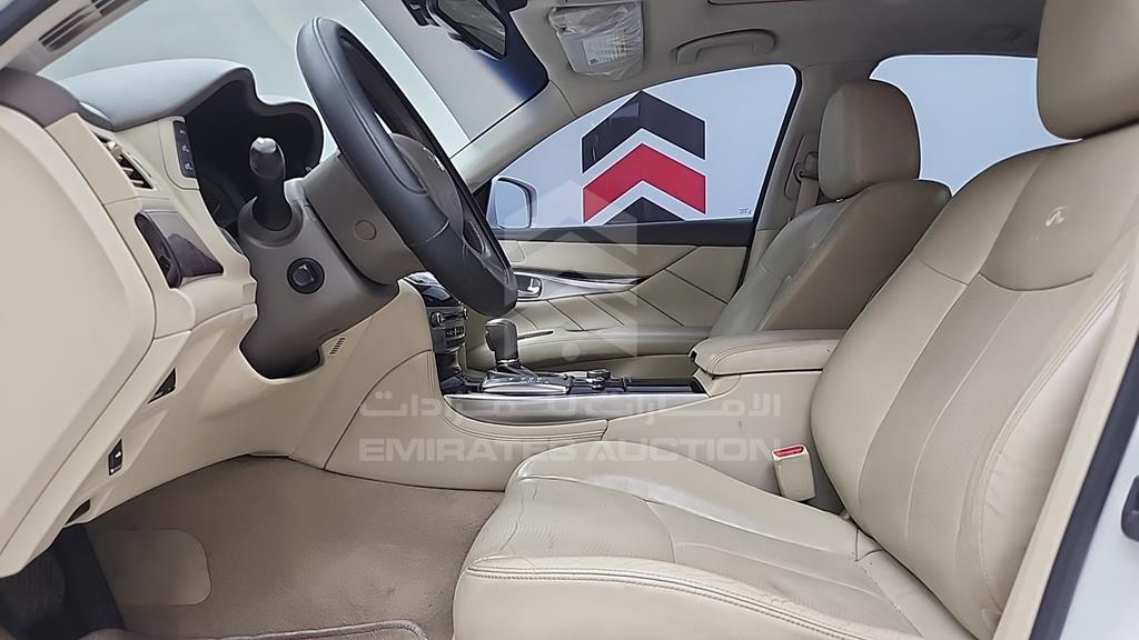JNKBY1AP2EM300169 - 2014 INFINITI Q70 - #528736