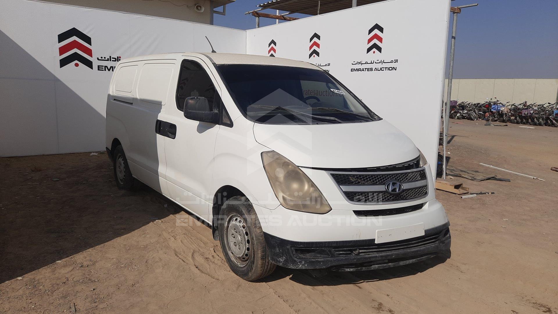 2012 HYUNDAI H1 VIN: KMHWG81R9CU464169
