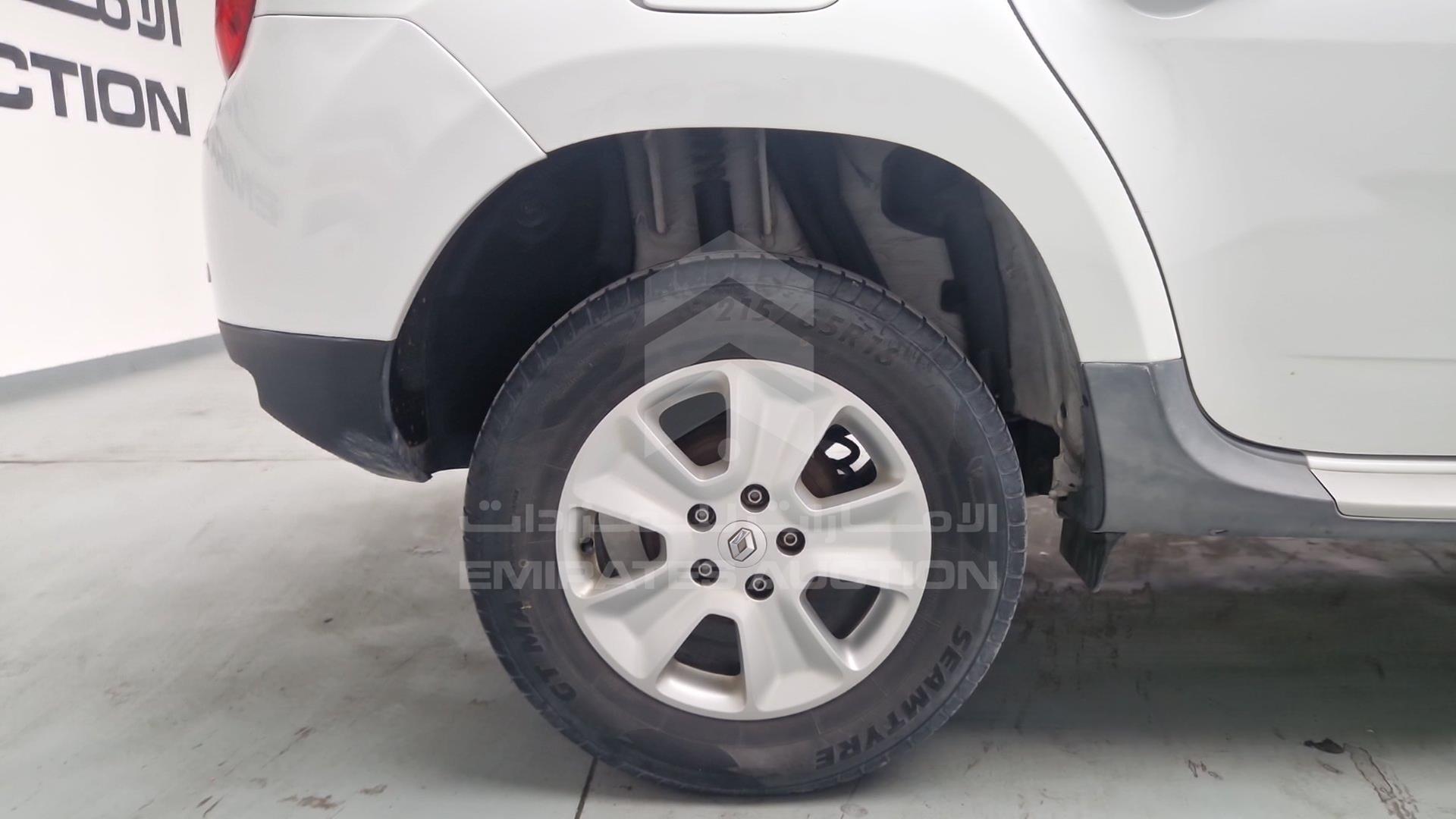 2015 RENAULT DUSTER VIN: VF1HSRCA1FA514365