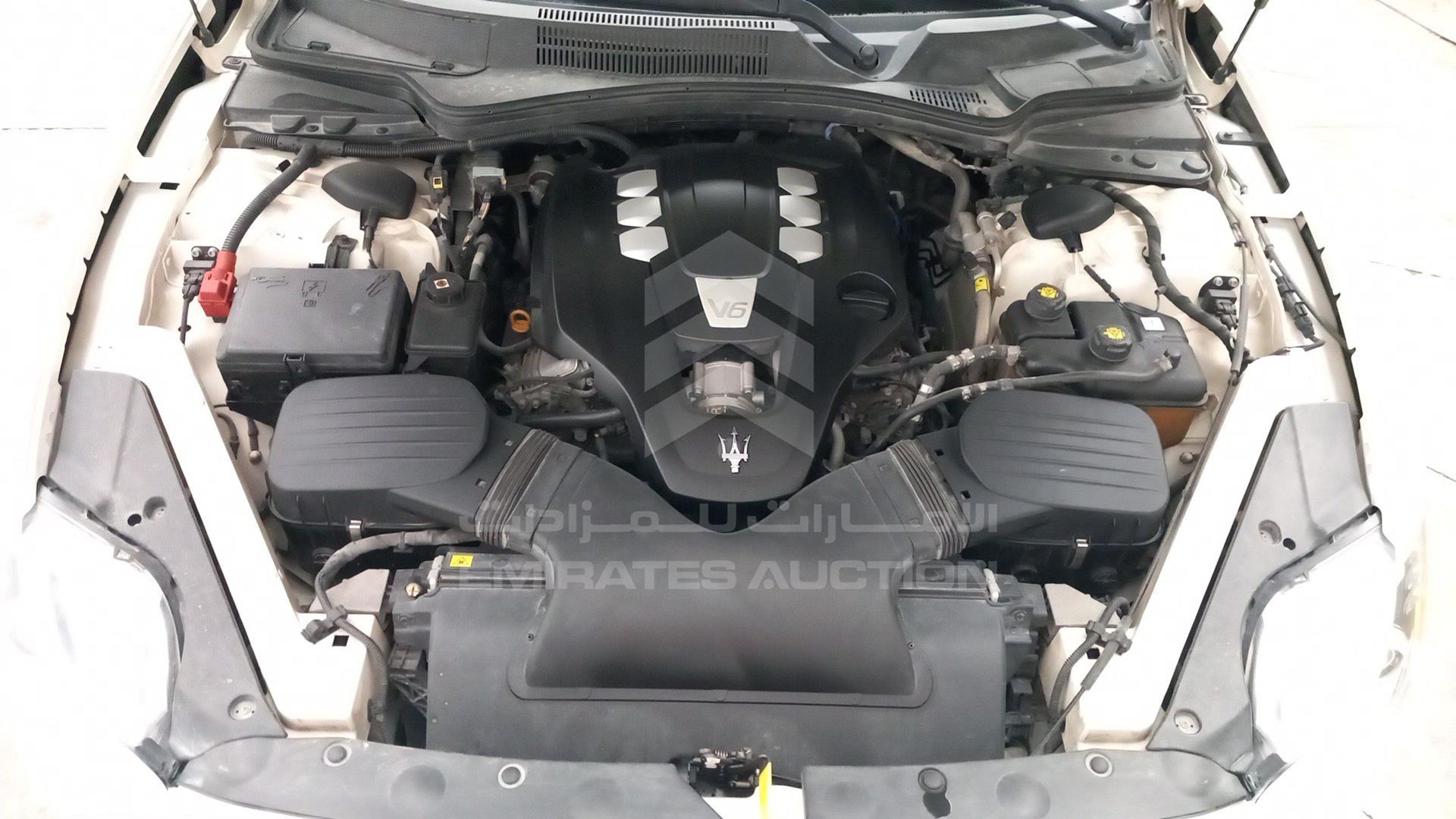 2015 MASERATI QUATTROPORTE VIN: ZAMSP56F8F1135769