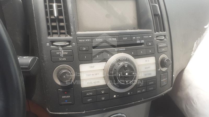 VIN: JN8AS05Y07X011244 Auction: EmiratesAuction Lot: 343623 JN8AS05Y07X011244 Infiniti FX 35 2007 SILVER Photo 17