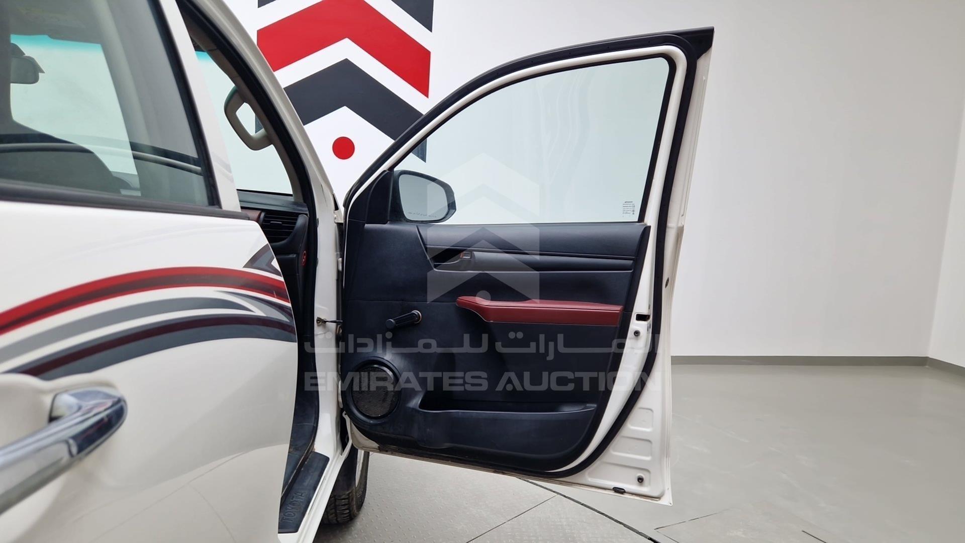 2022 TOYOTA HILUX VIN: MR0DX9CD6N2646012