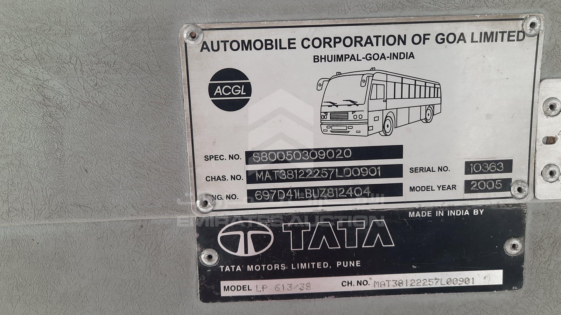 2005 TATA LP613 38 VIN: MAT38122257L00901