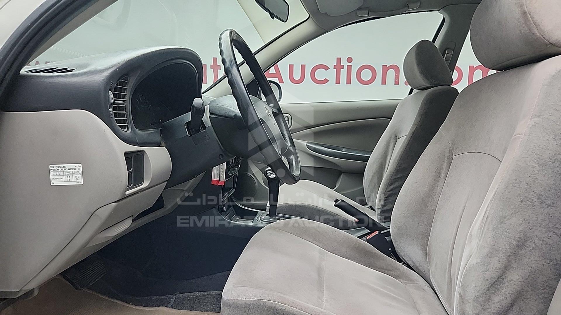 2003 NISSAN SUNNY VIN: JN1FN61S53W008582