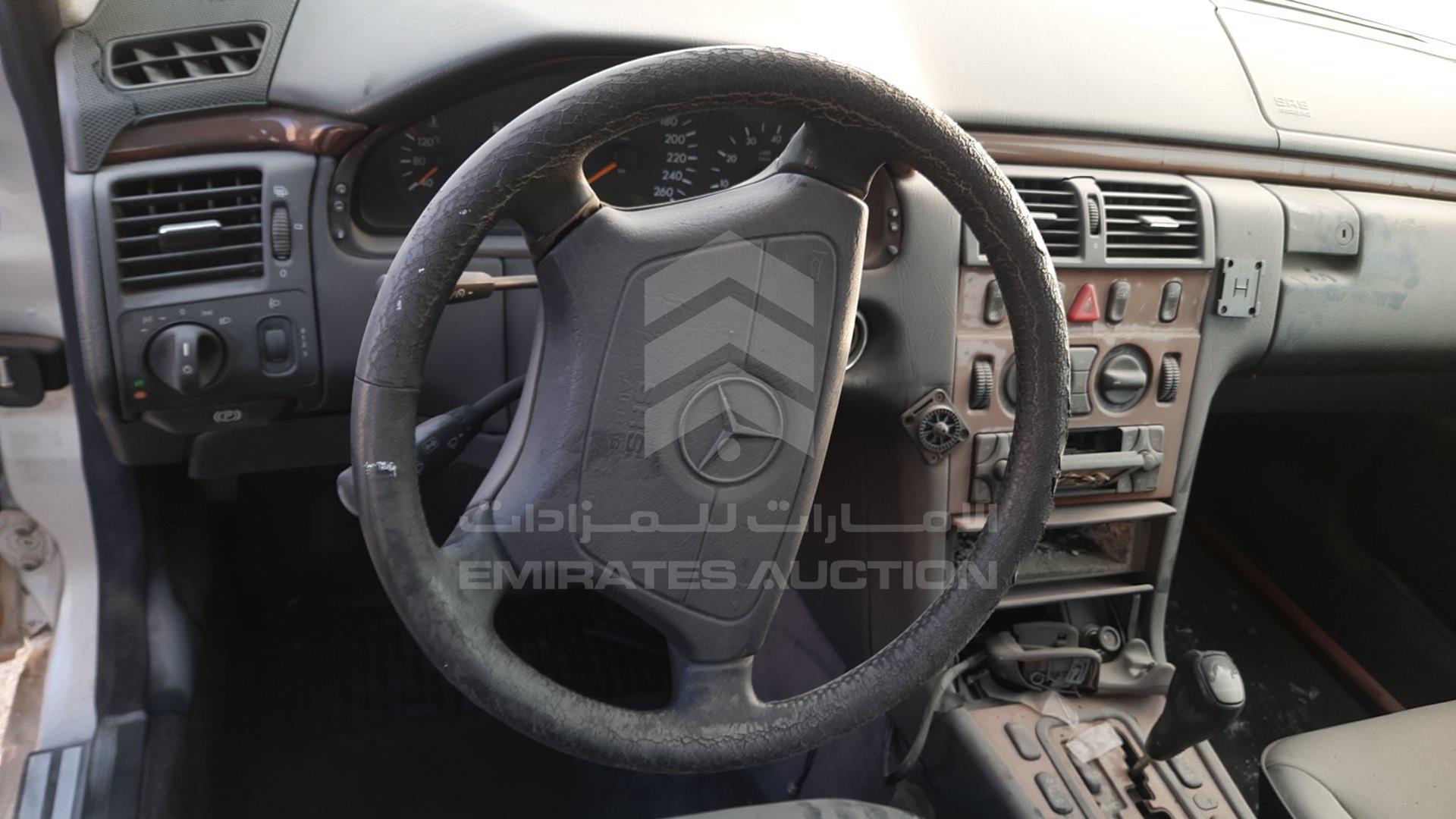 0 MERCEDES --- VIN: WDB2100631A749398