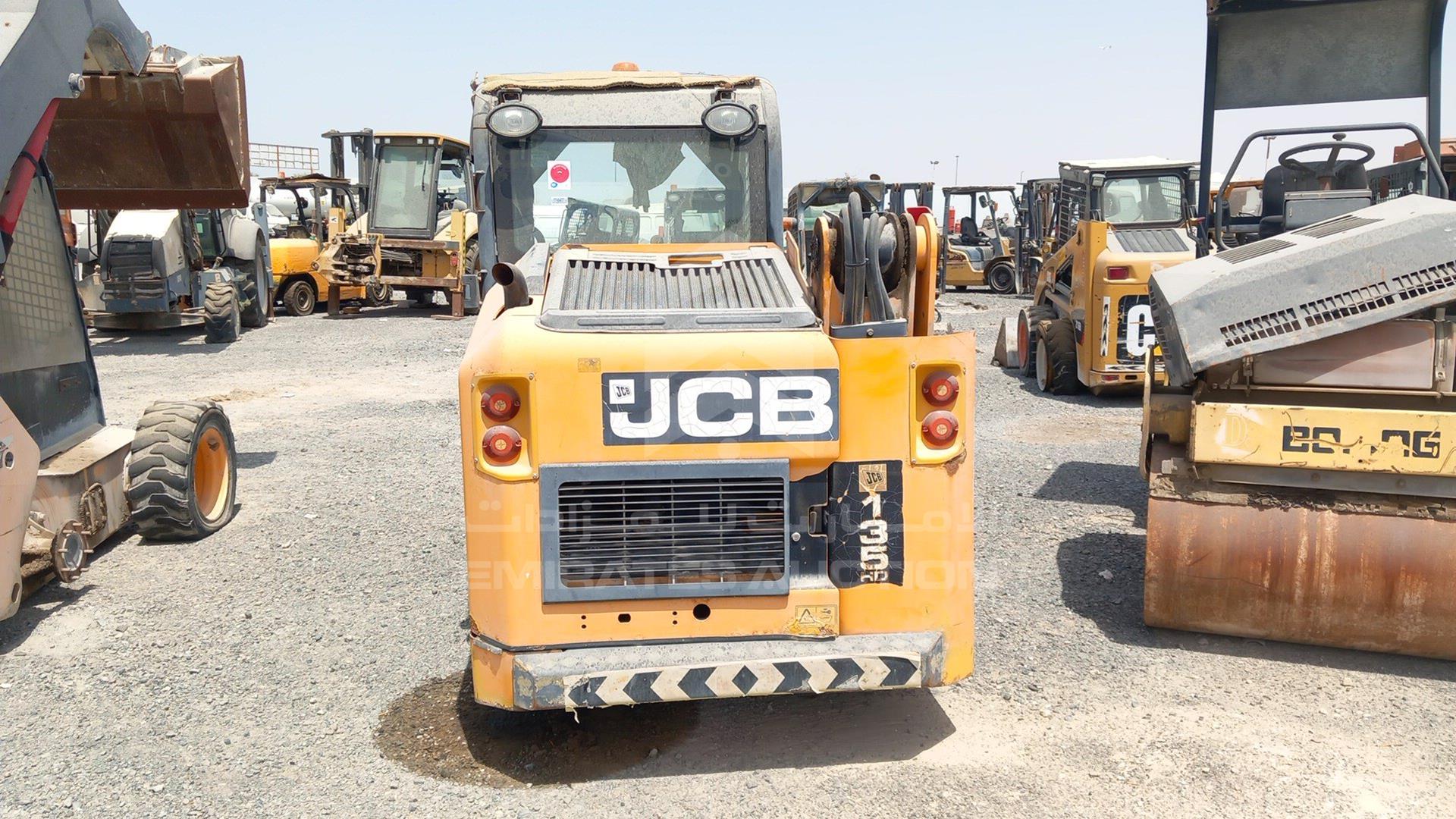 2016 JCB 135HD VIN: HAR135WSL02431878