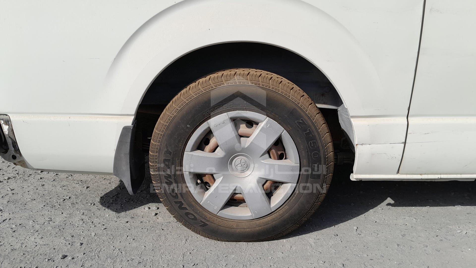 2011 TOYOTA HIACE VIN: JTGJX02P5B5022045