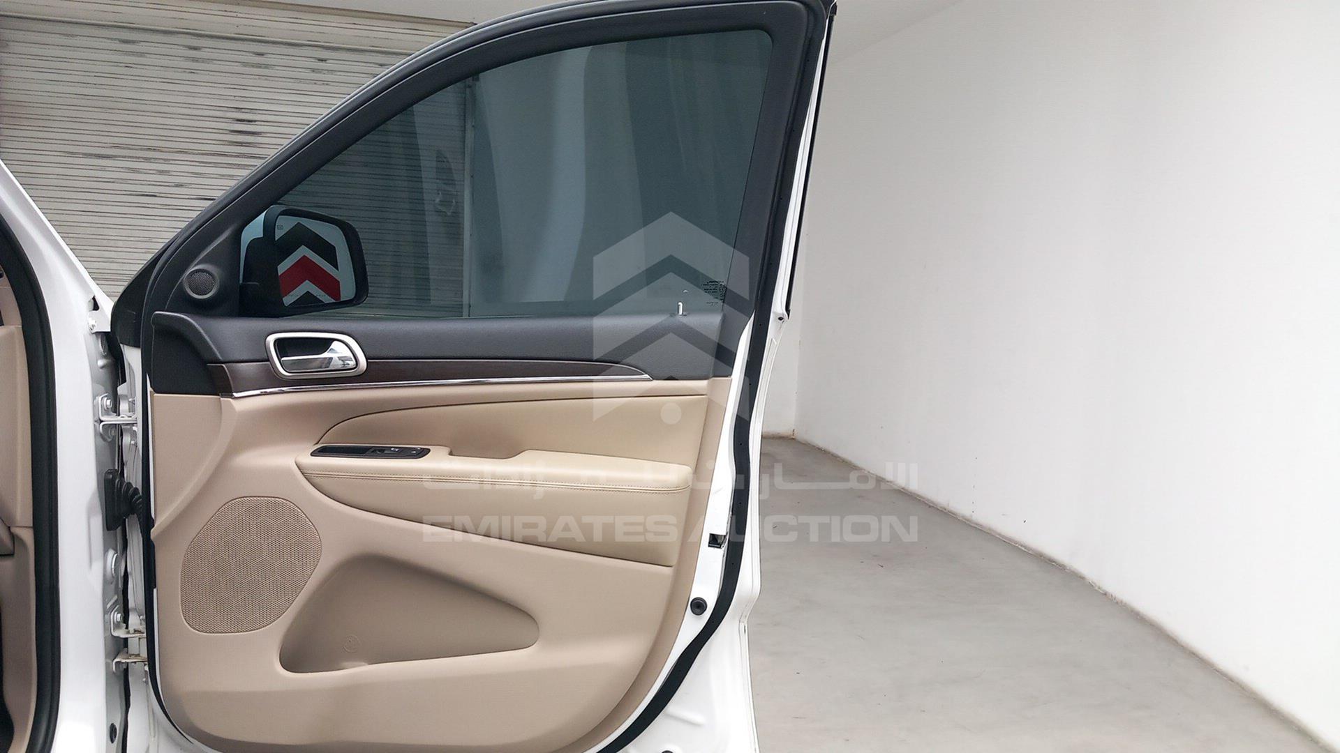 2015 JEEP GRAND CHEROKEE VIN: 1C4RJFBT9FC874790