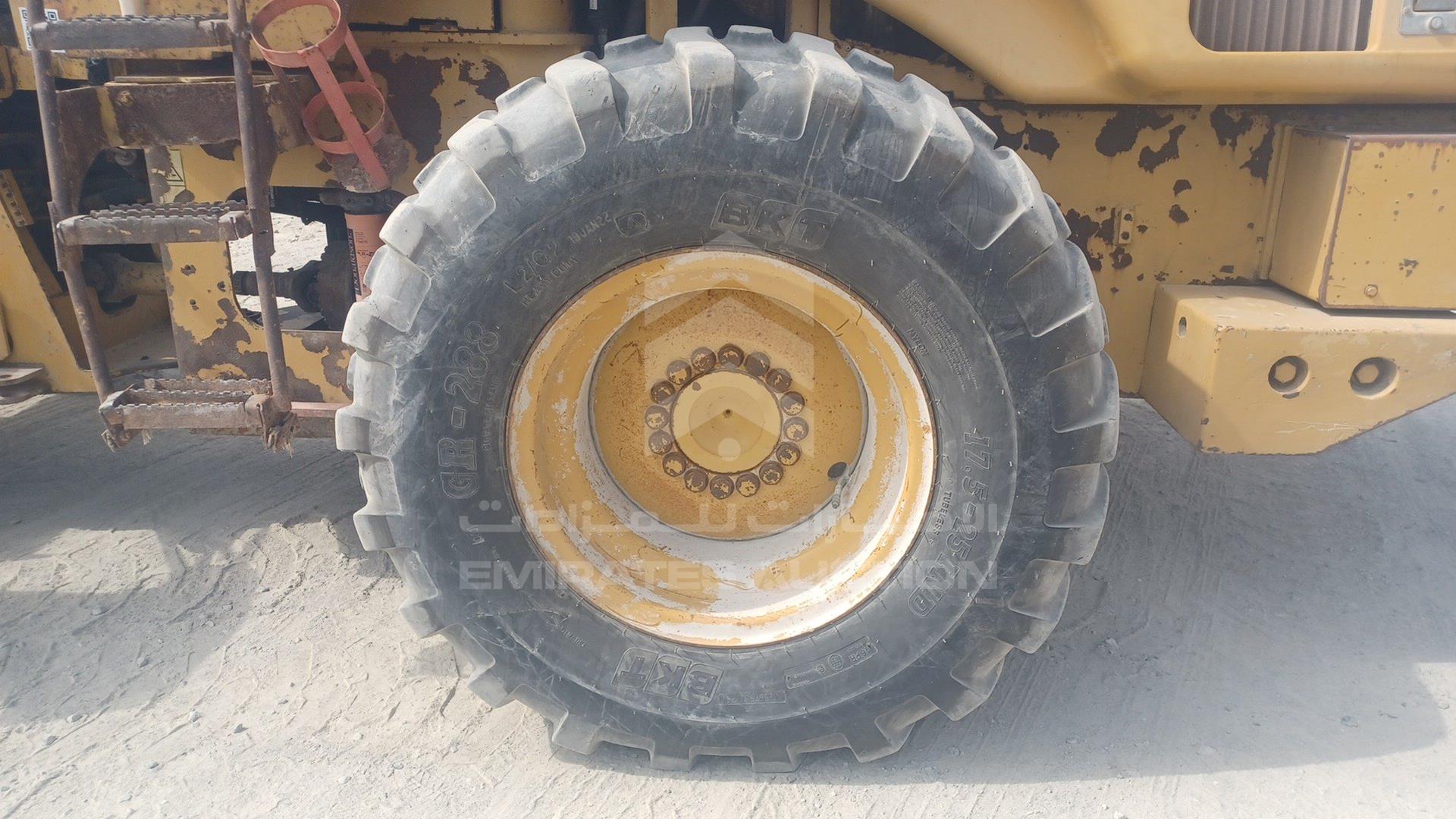 2009 CATERPILLAR 930H VIN: CAT0930HJFTD01067