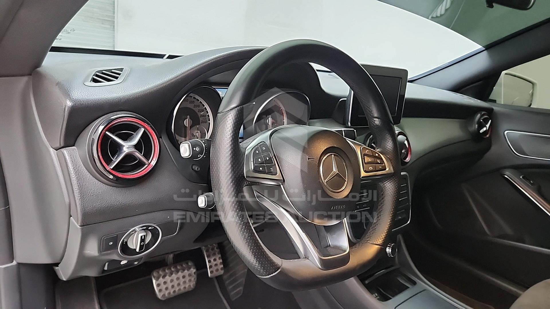 2015 MERCEDES CLA 250 VIN: WDDSJ4GB7FN183581