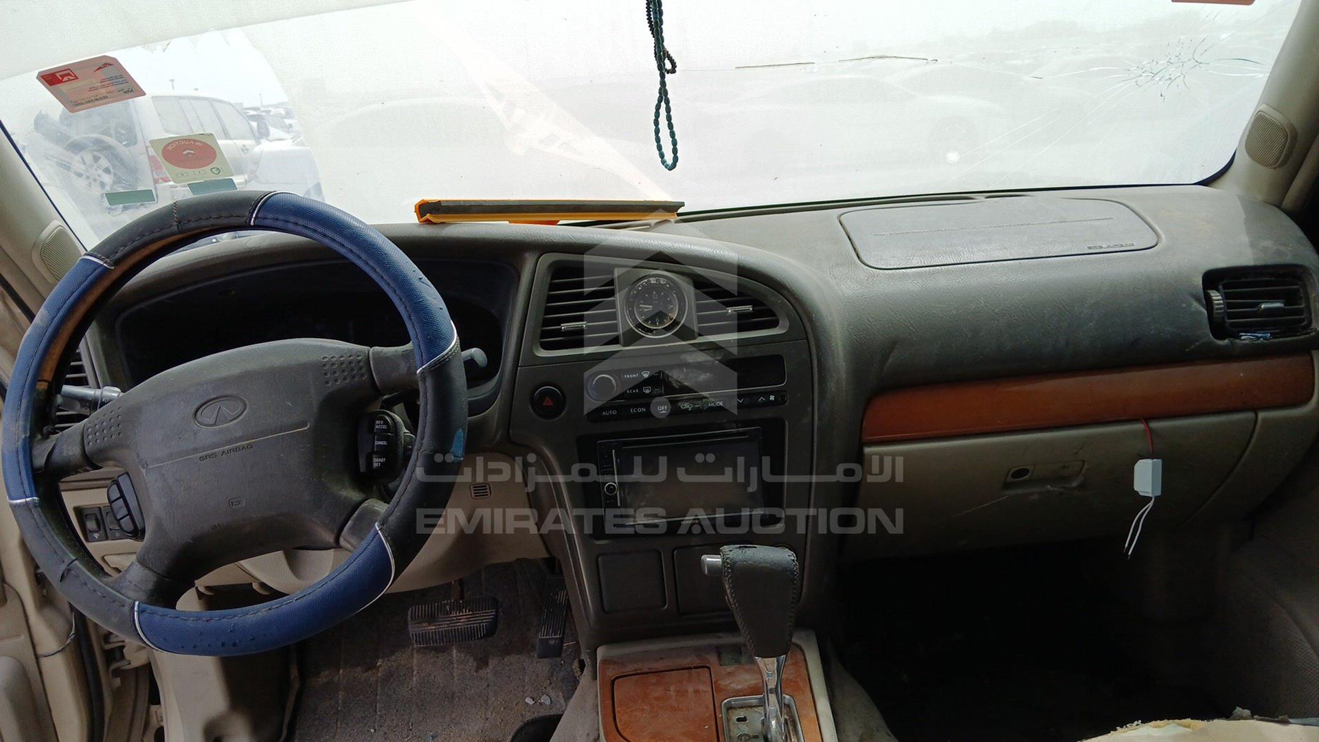 2001 INFINITI QX4 VIN: JNRDR09X71W204400