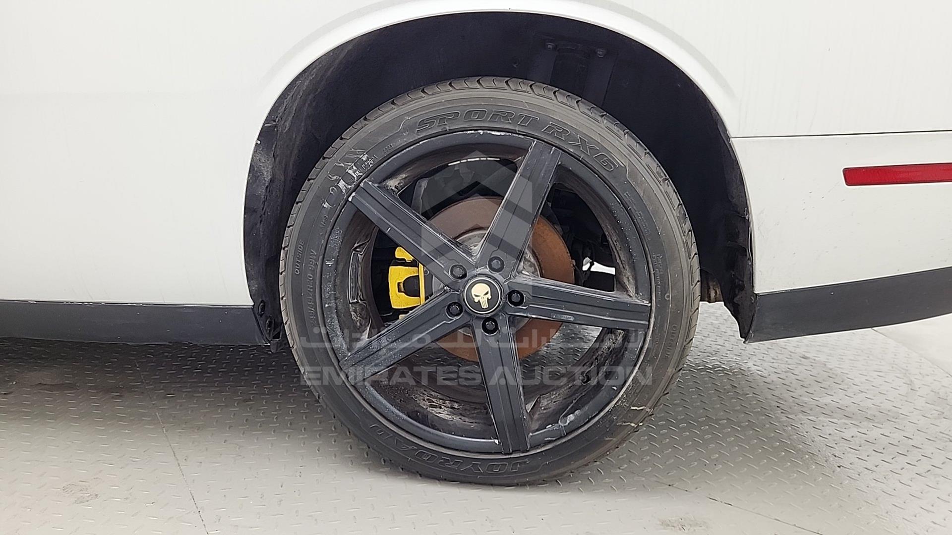 2018 DODGE CHALLENGER VIN: 2C3CDZBT2JH182900