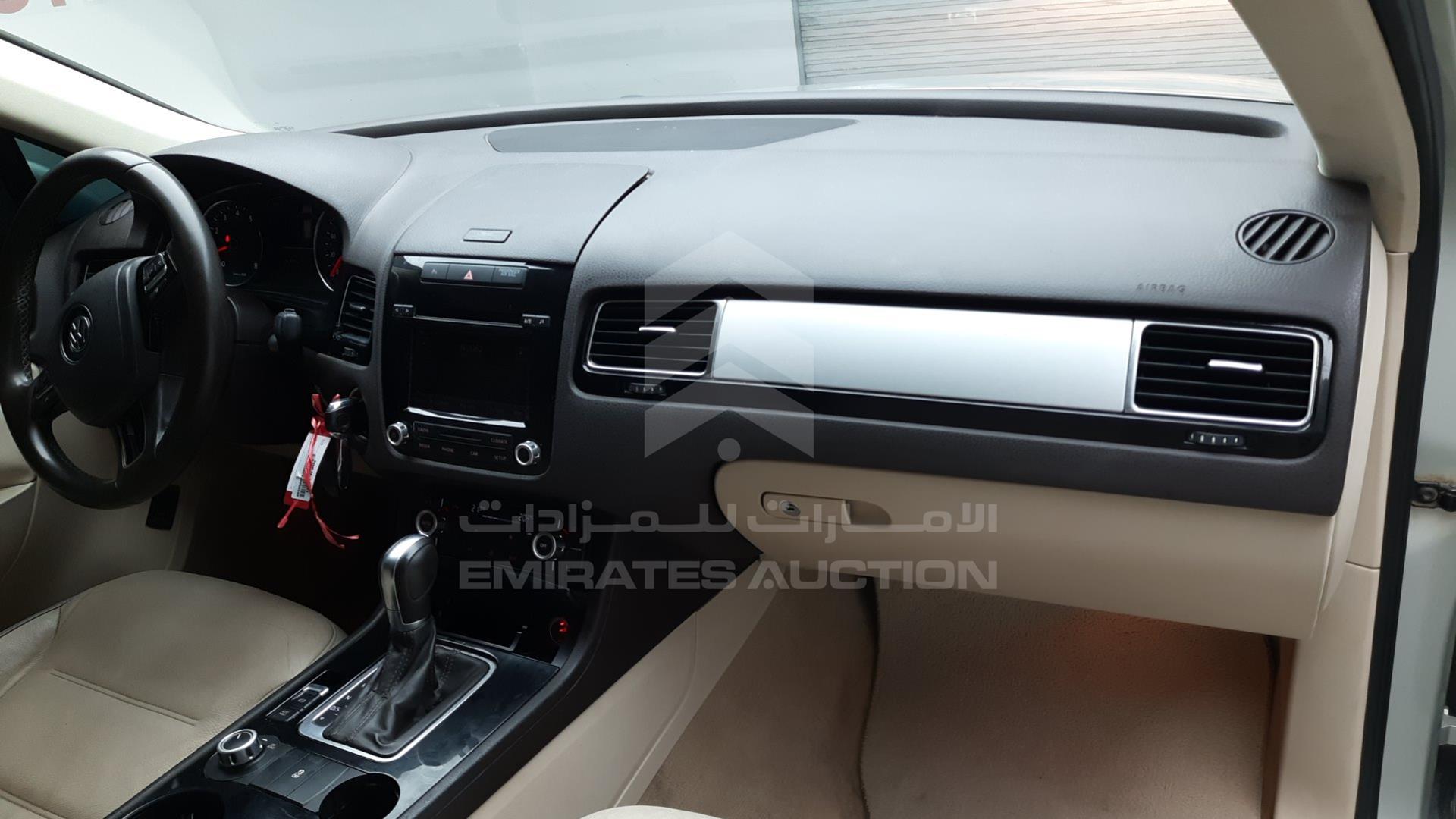 2014 VOLKSWAGEN TOUAREG VIN: WVGBC2BPXED006549
