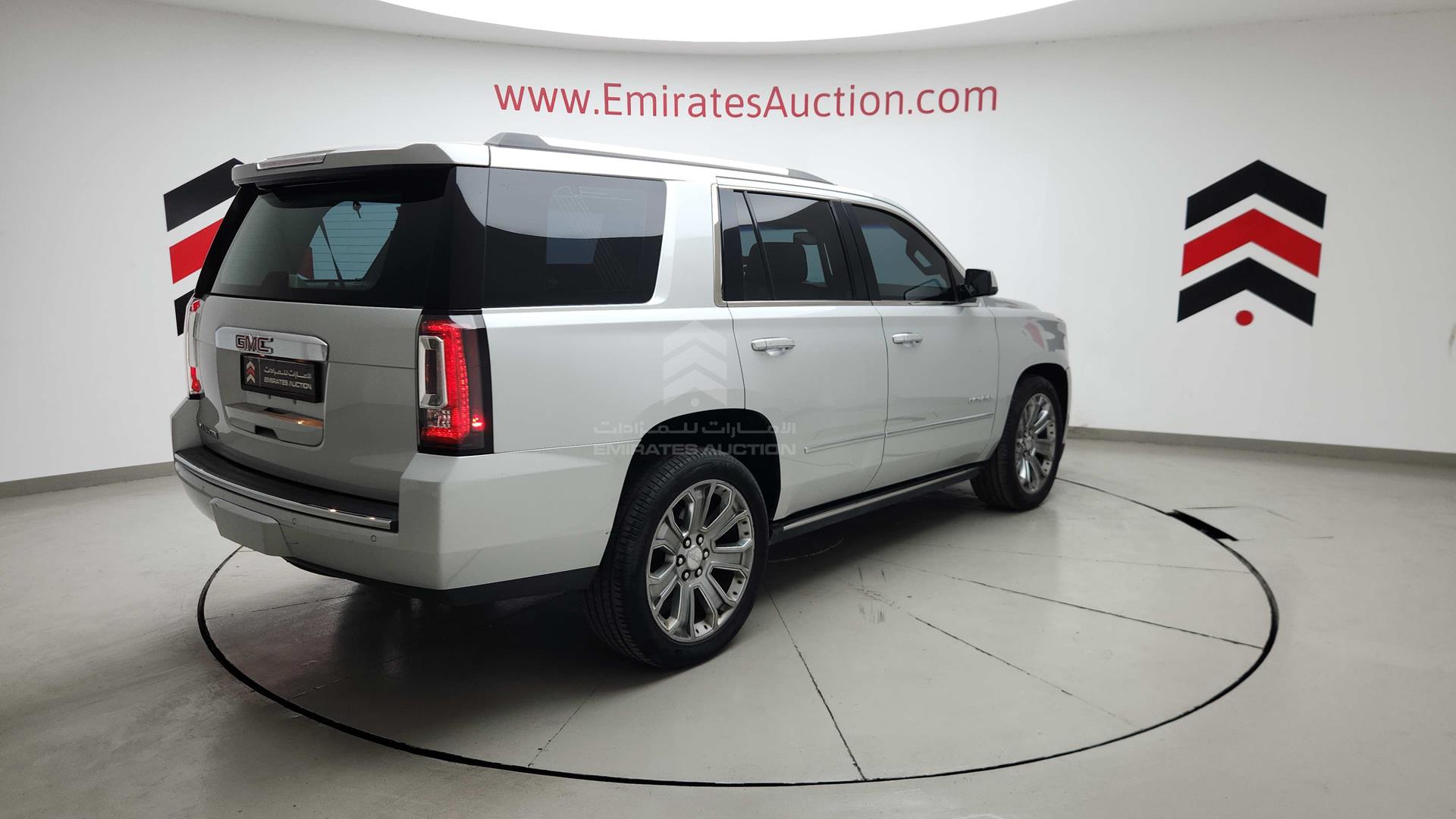 2015 GMC YUKON DENALI VIN: 1GKS27KJ7FR257490