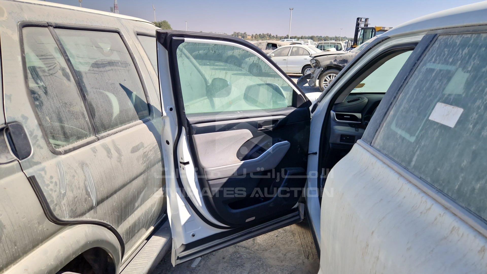 2022 TOYOTA HIGHLANDER VIN: 5TDLB3CH8NS090741