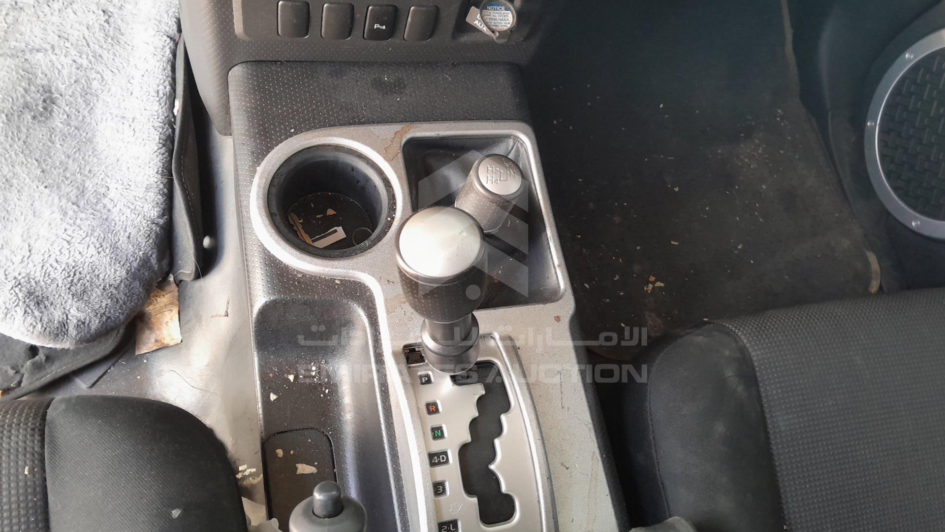 2011 TOYOTA FJ CRUISER VIN: JTEBU11F9BK101045