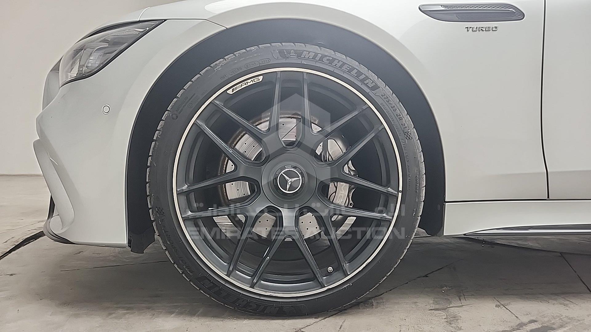 2019 MERCEDES GT 43 AMG VIN: WDD7X5JB8KA007031