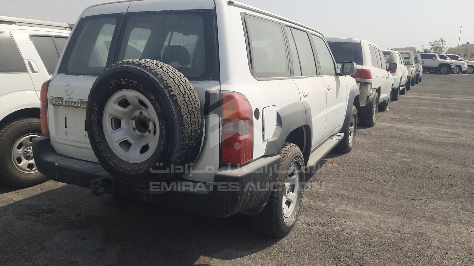 2009 NISSAN PATROL VIN: JN8FY15Y29X576205