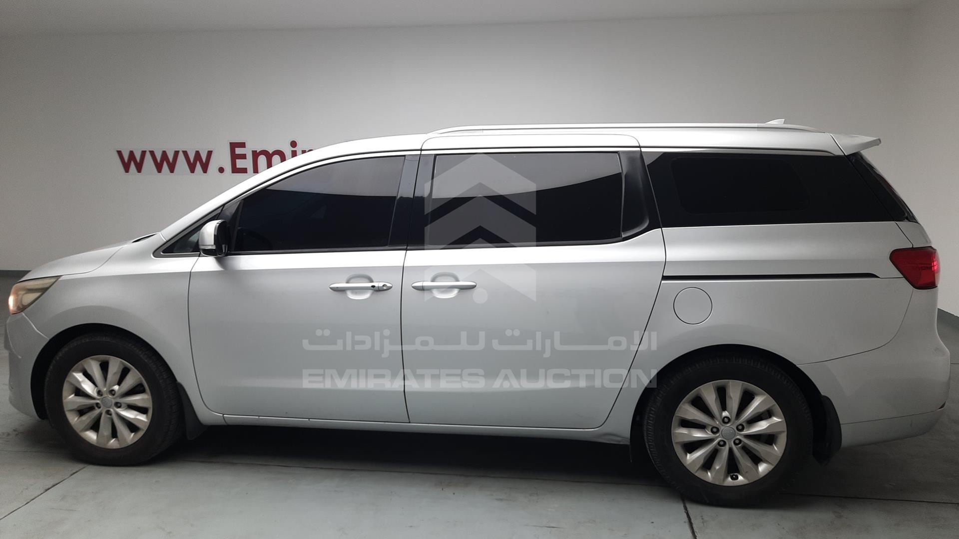 2016 KIA CARNIVAL VIN: KNAMC8126G6110112