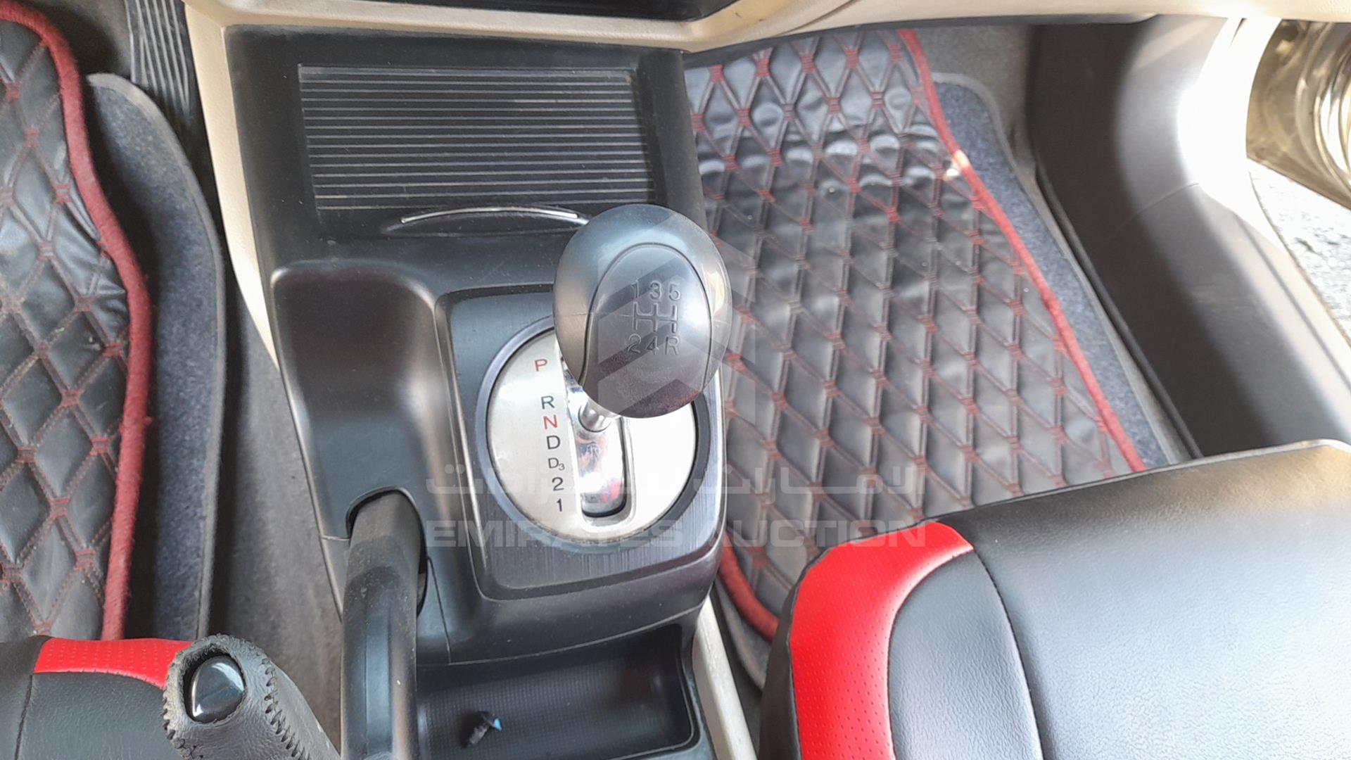 2009 HONDA CIVIC VIN: JHMFD162X9S404260