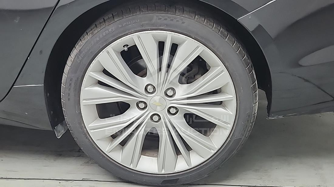 2015 Chevrolet Impala — Rear Left Tyre — Photo 33