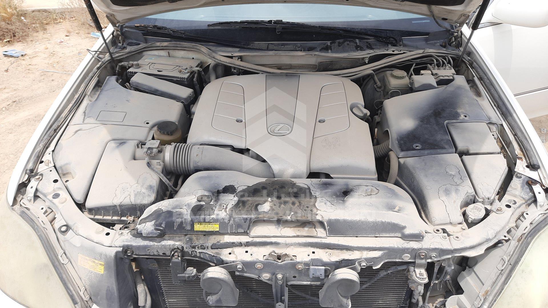 2004 LEXUS LS 430 VIN: JTHBN36F240166628