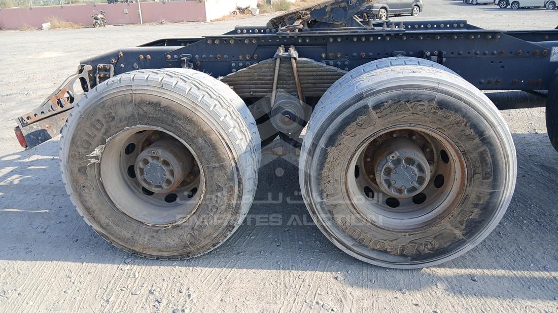 2016 Renault 440 — Rear Right Tyre — Photo 34