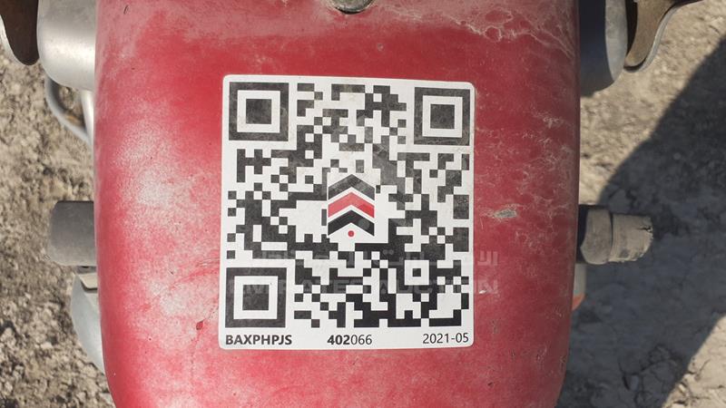 MD2DGPDZZUCD28370 Auction: EmiratesAuction Lot: 406788 MD2DGPDZZUCD28370 Bajaj 220 CC 2011 RED Photo 17