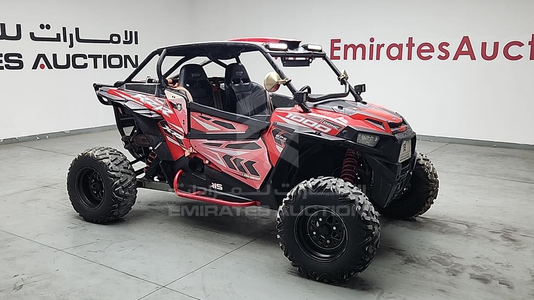 2015 Buggy — Front Right Angle — Photo 11