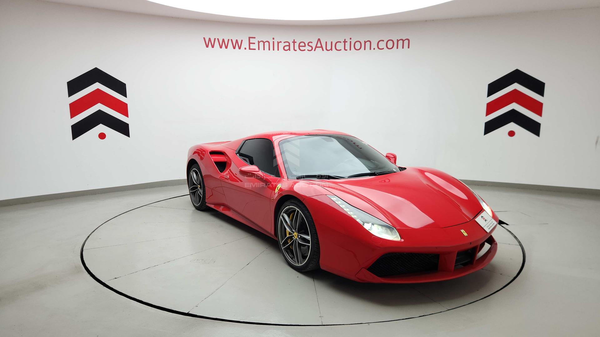 2019 FERRARI 488 VIN: ZFF80AMT4K0239066