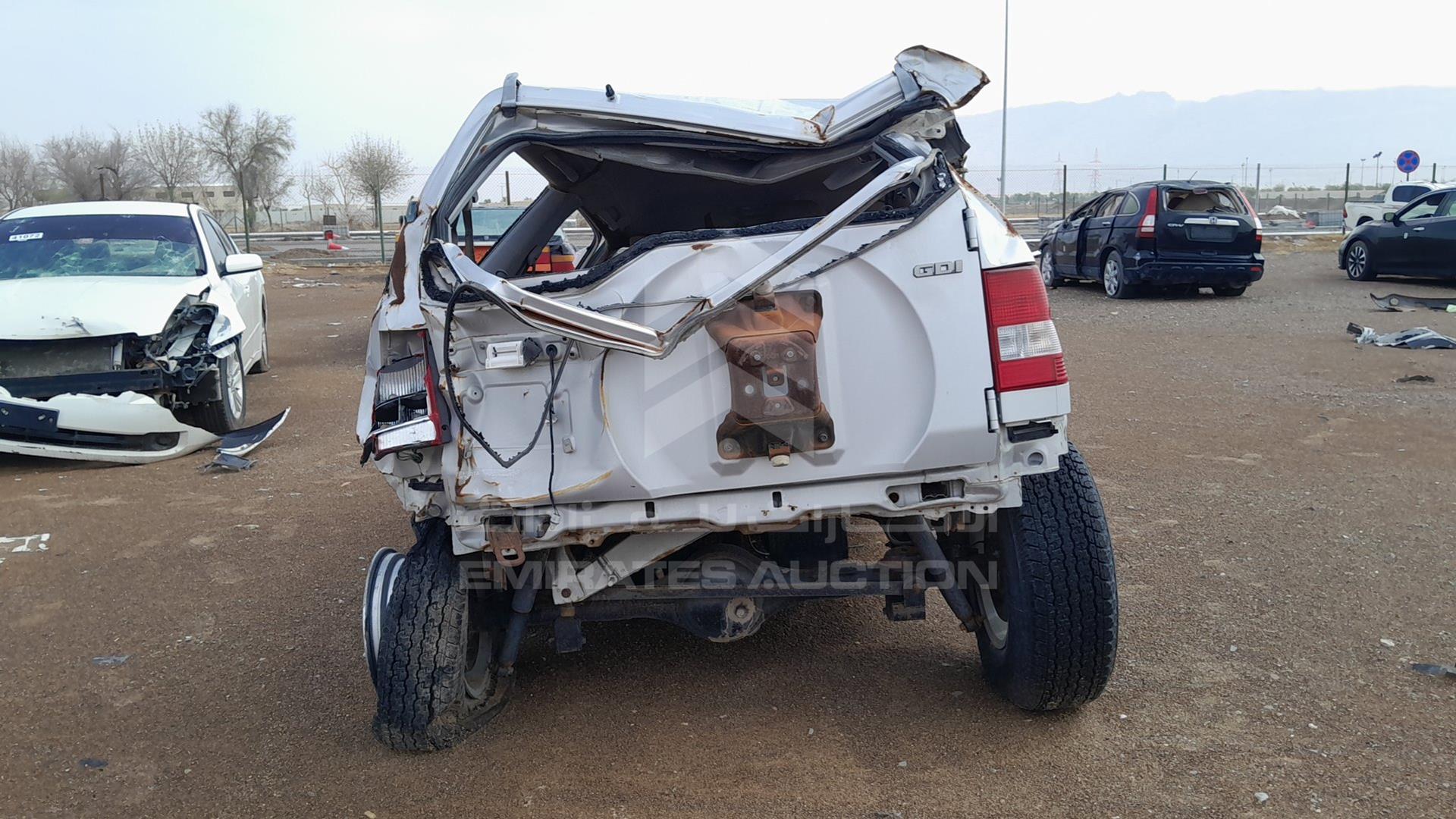2001 MITSUBISHI PAJERO VIN: H67W-5200281