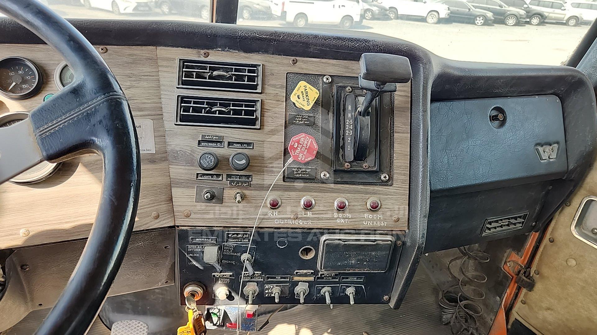 1996 WESTERN STAR 4966S VIN: 2WLPGCMDXTK941397