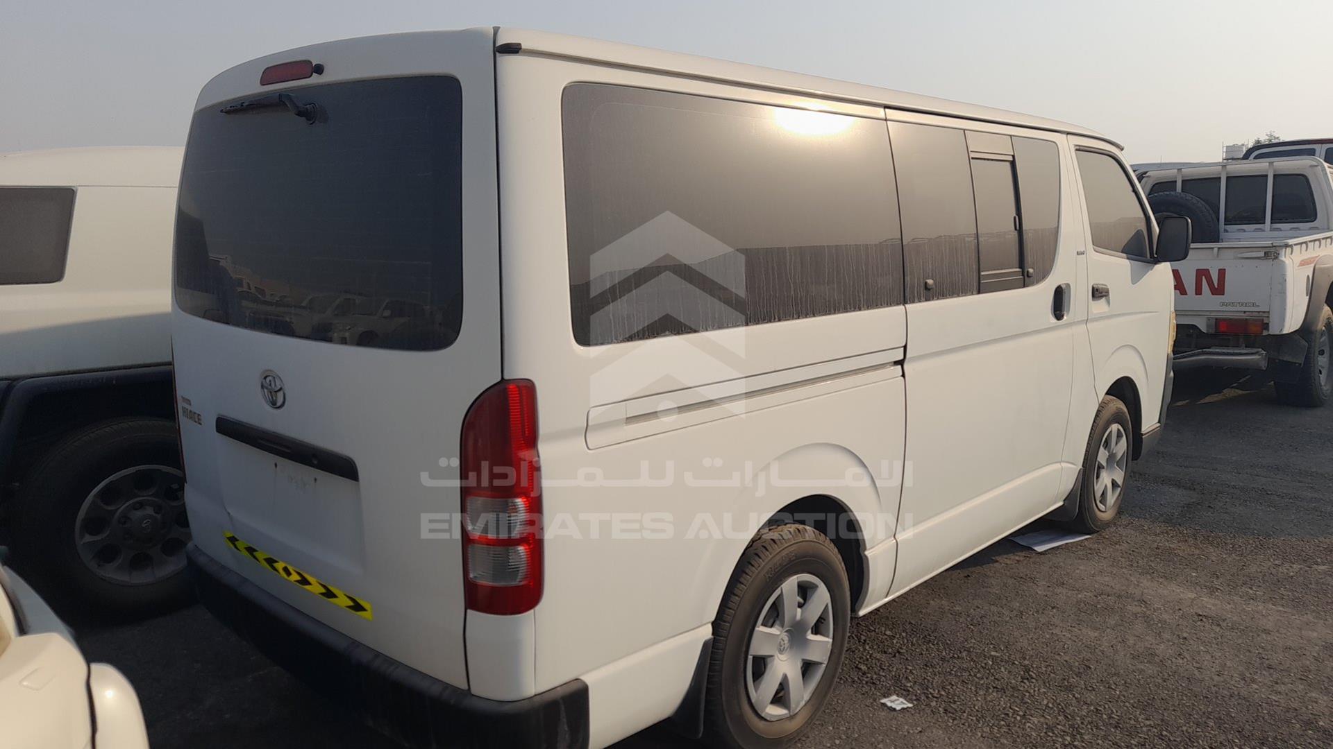 2010 TOYOTA HIACE VIN: JTGJX02P6A5016673