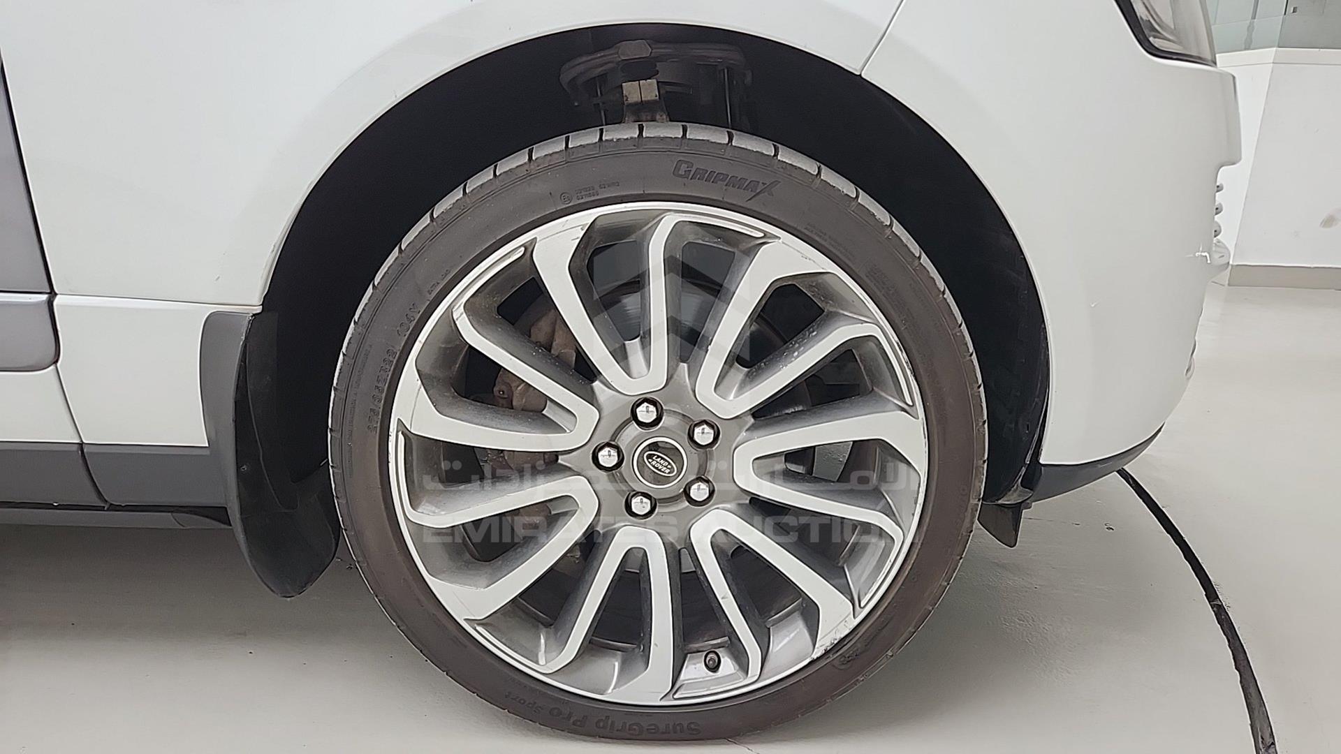 2014 RANGE ROVER VOGUE VIN: SALGS2EF1EA132650