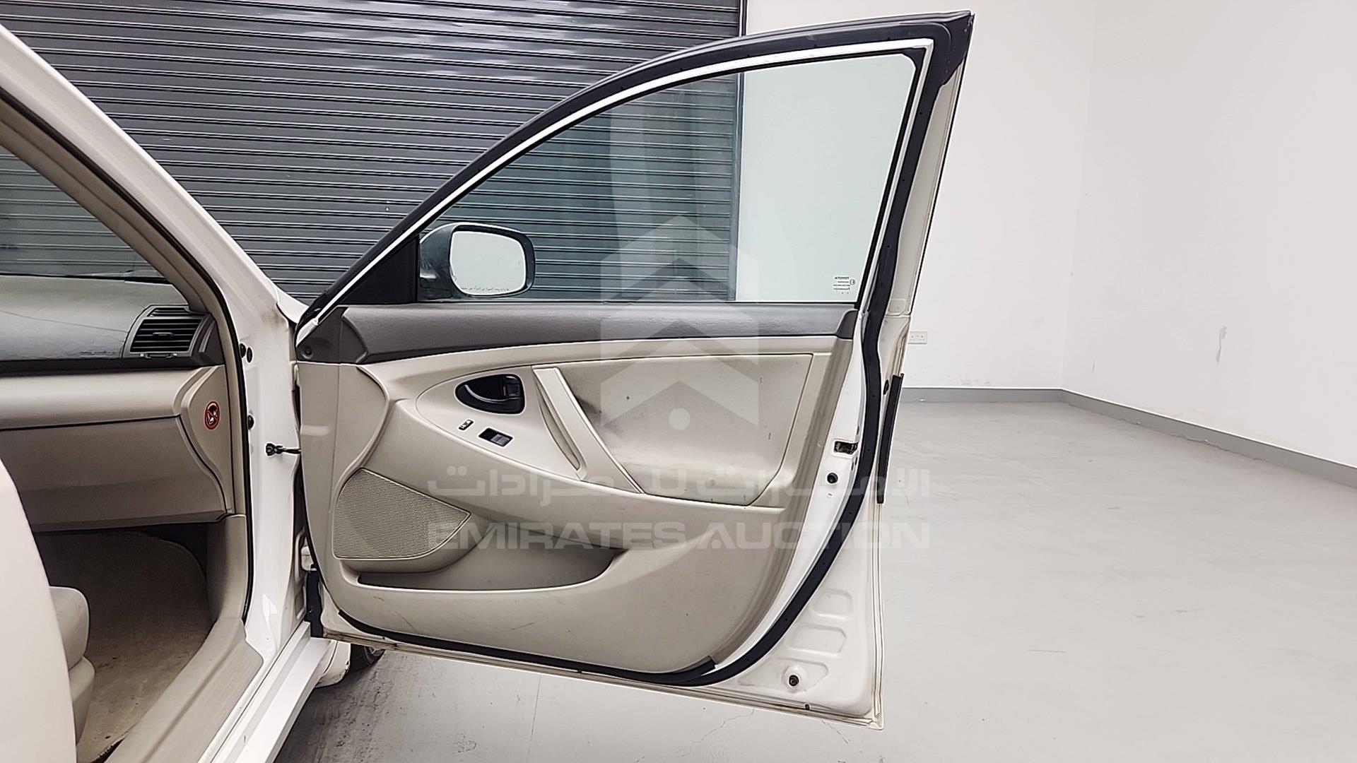 2008 TOYOTA CAMRY VIN: 6T1BE42K48X506143
