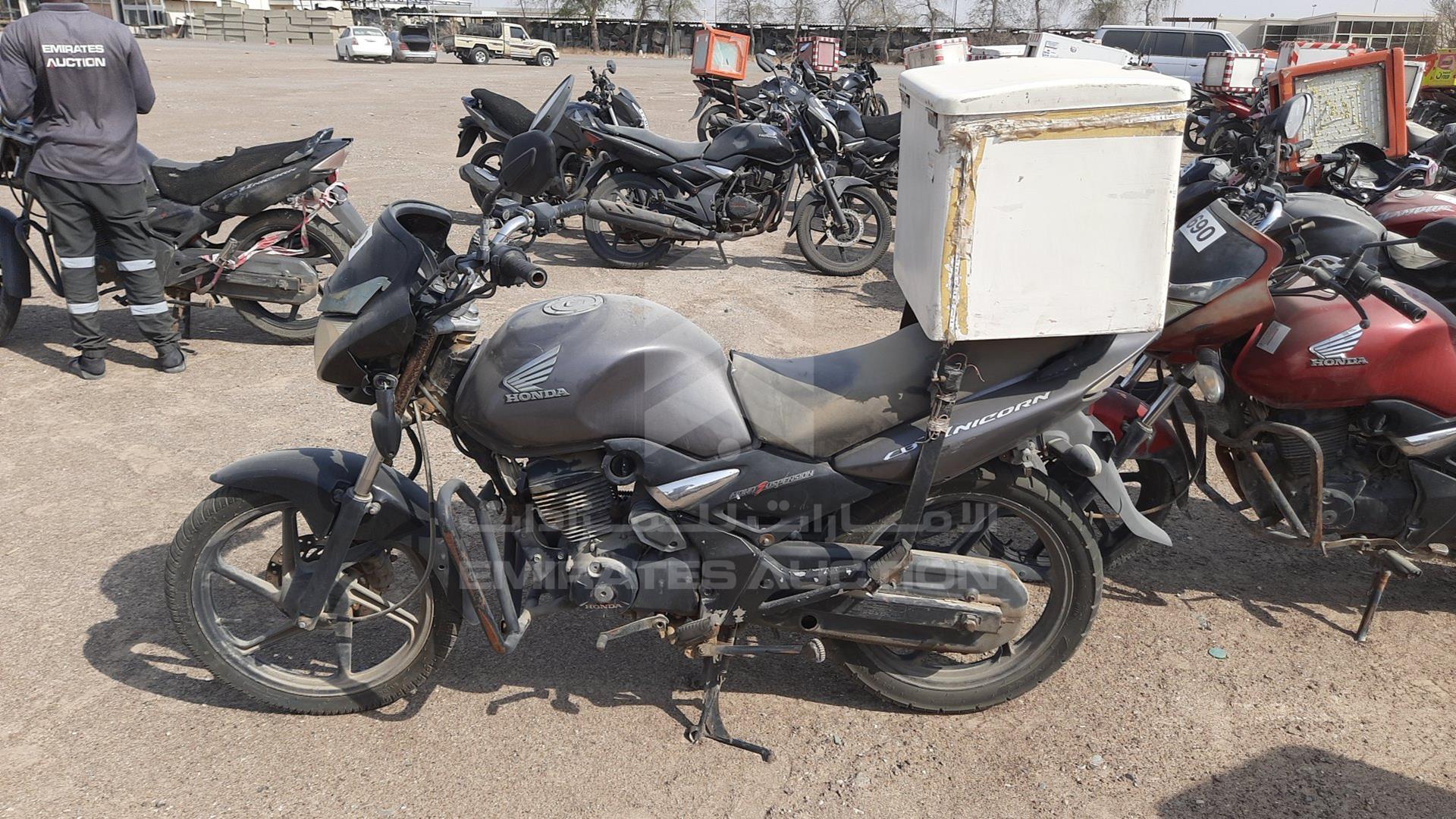 2017 HONDA UNICORN VIN: ME4KC311KH8127239