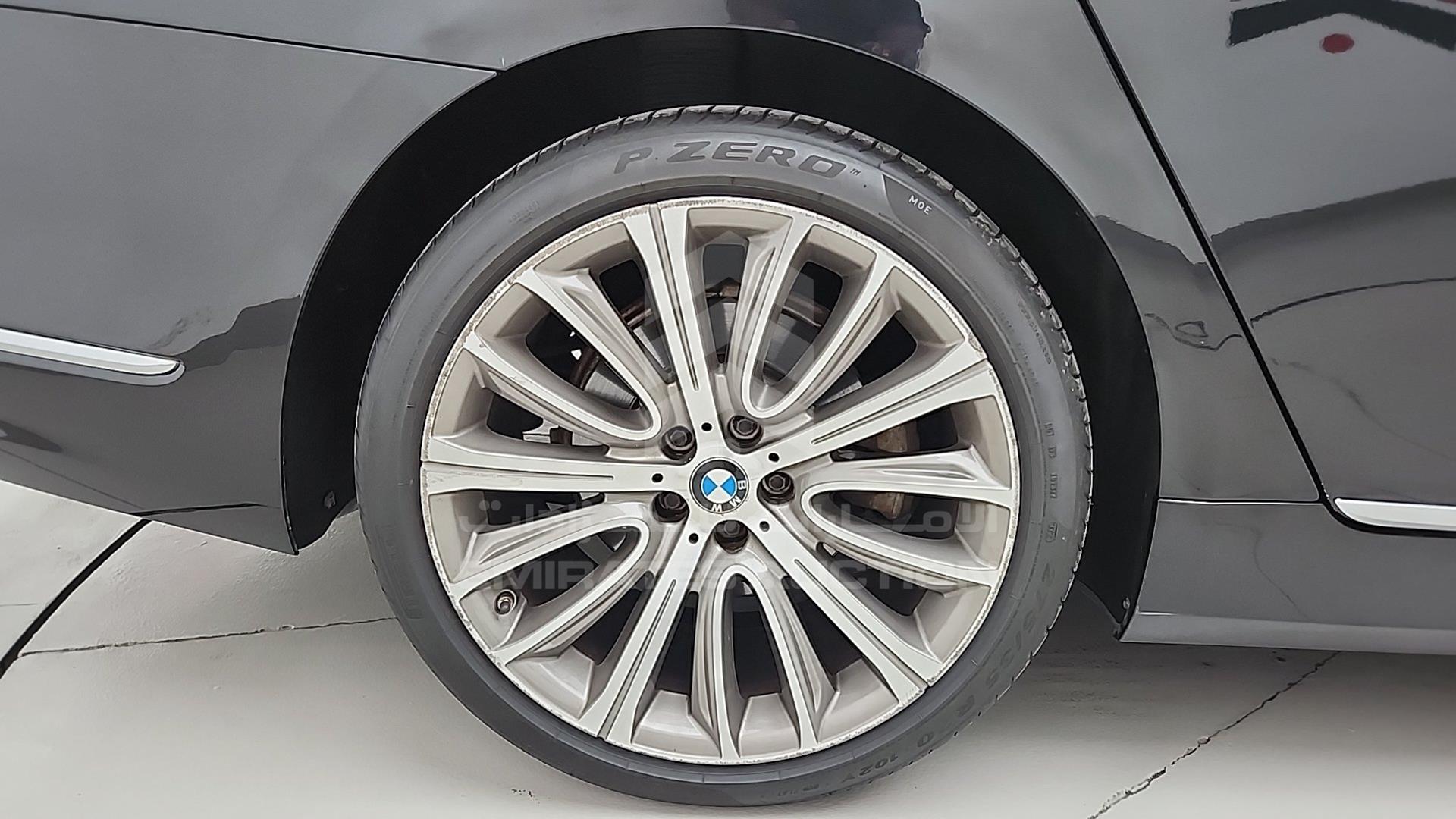 2020 BMW 730 VIN: WBA7T0A01LGJ07815