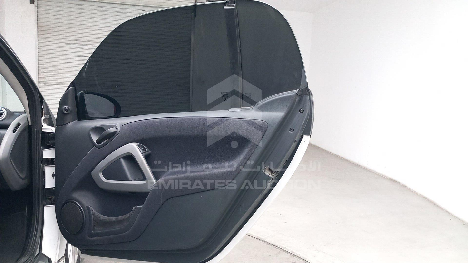 2014 SMART FORTWO VIN: WMEEJ3BA9EK739570