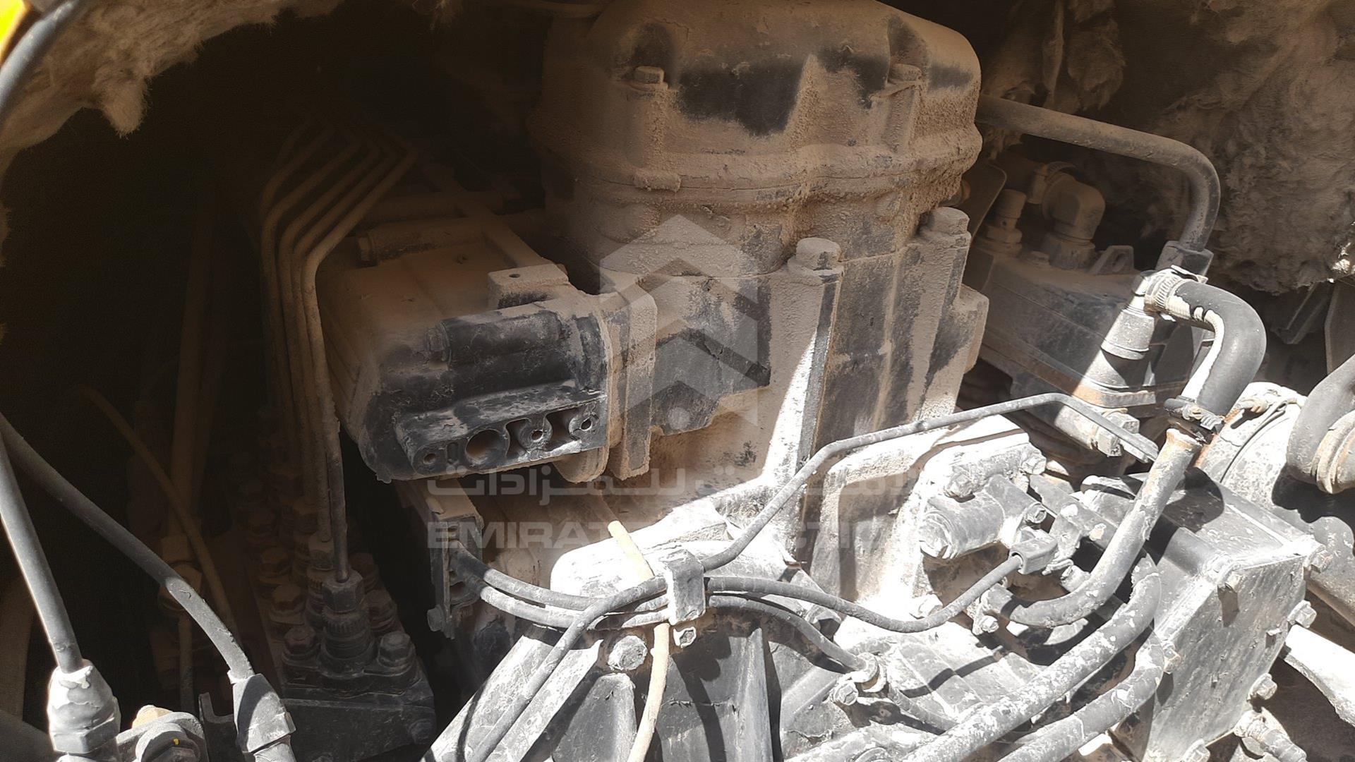 1999 SCANIA 124C VIN: YS2P6X40001248003