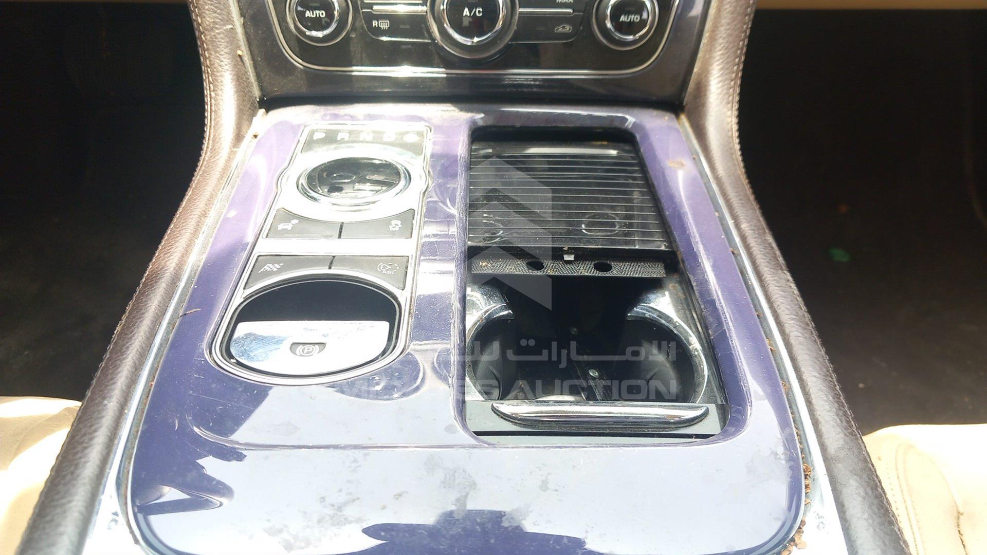 2013 JAGUAR X J VIN: SAJAA20A6D8V50981