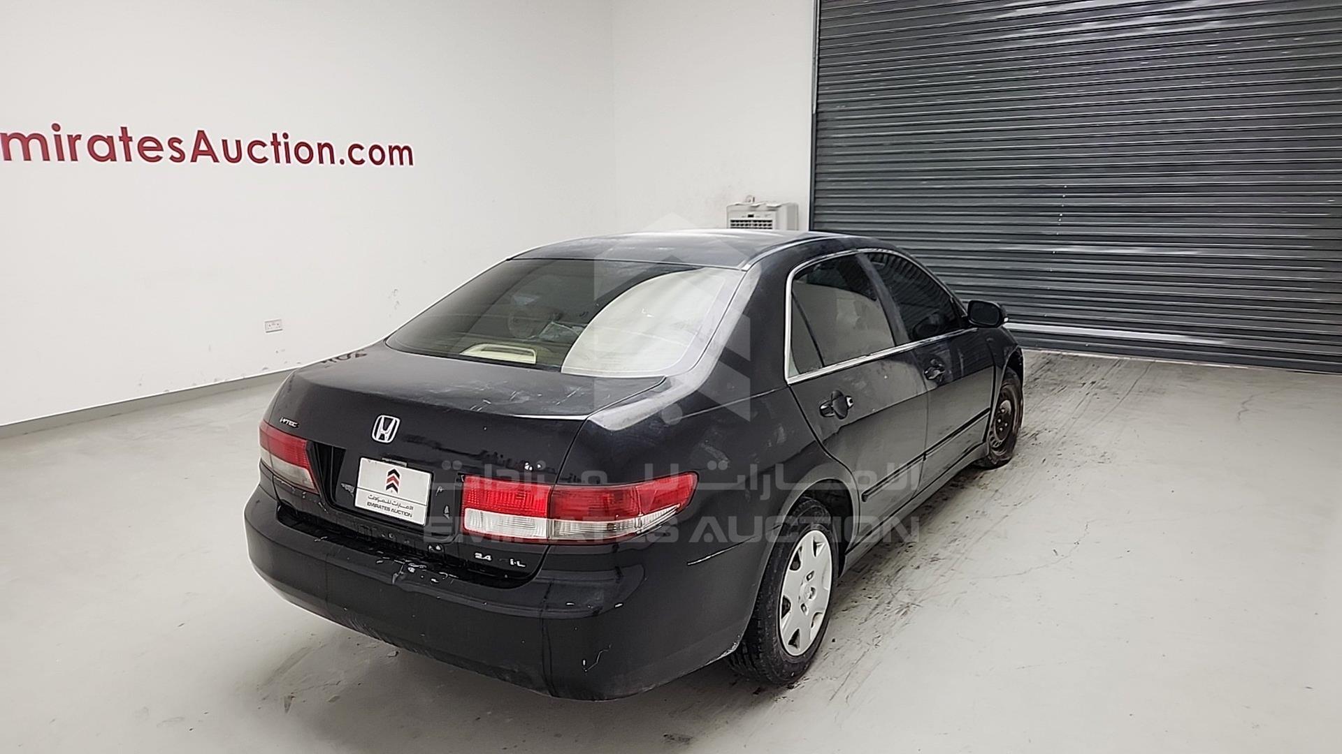 2005 HONDA ACCORD VIN: JHMCM56575C405942