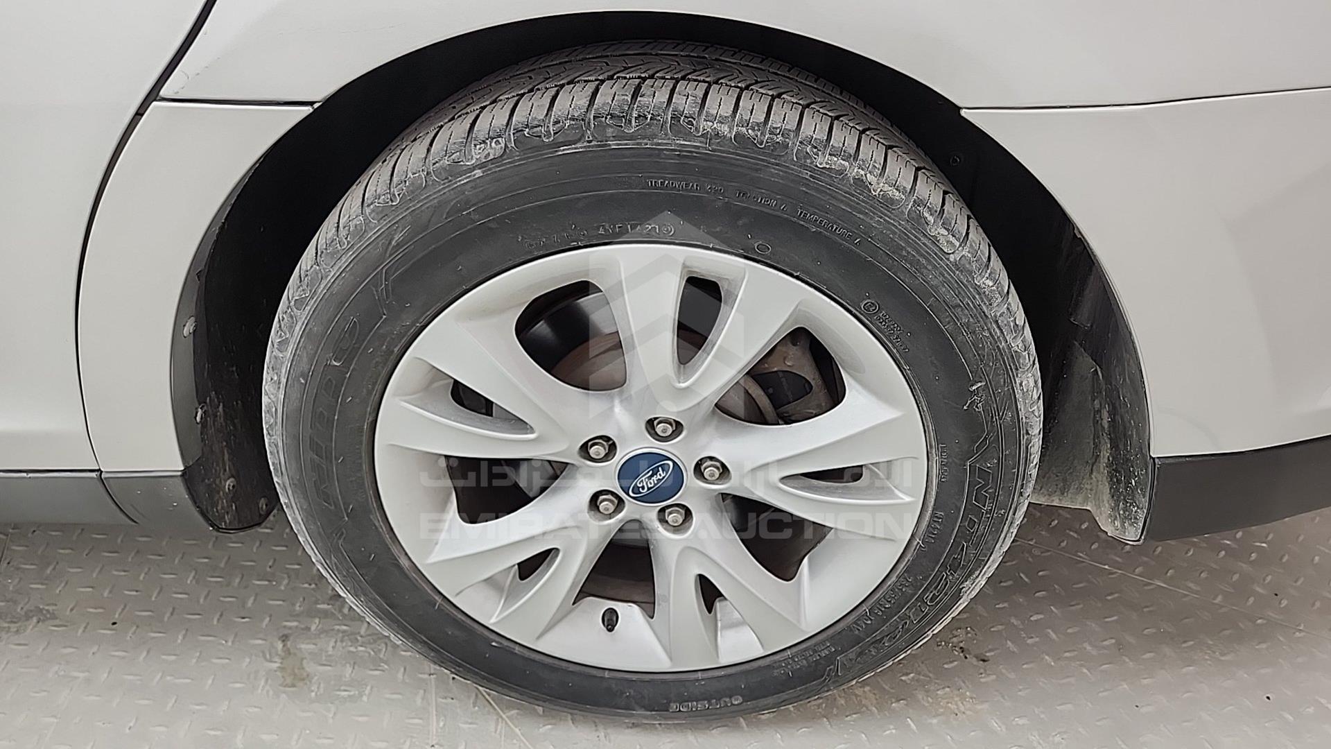 2012 FORD TAURUS VIN: 1FAHP2DW2CG117251
