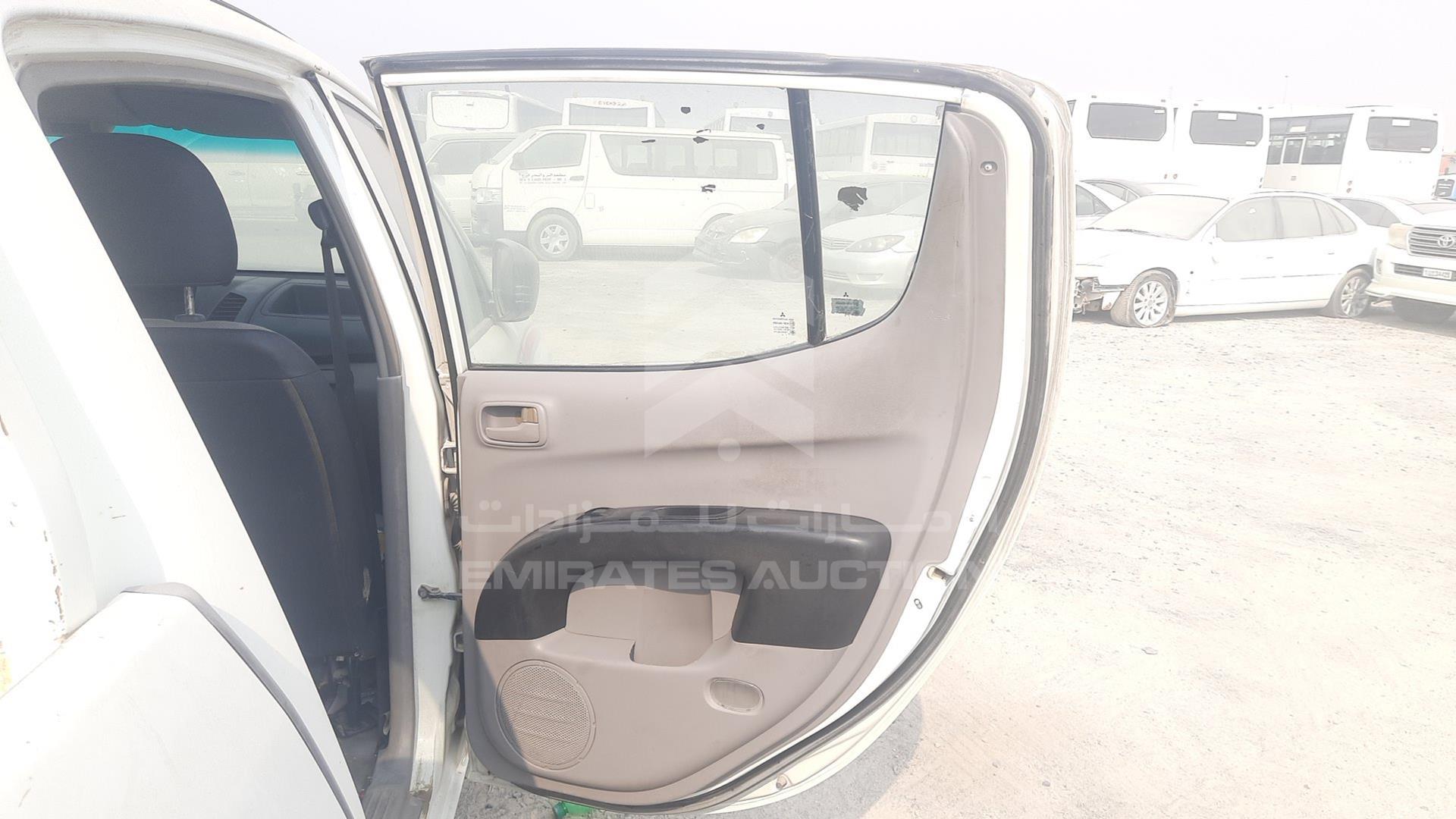 2013 MITSUBISHI L 200 VIN: MMBJNKA50DD029452
