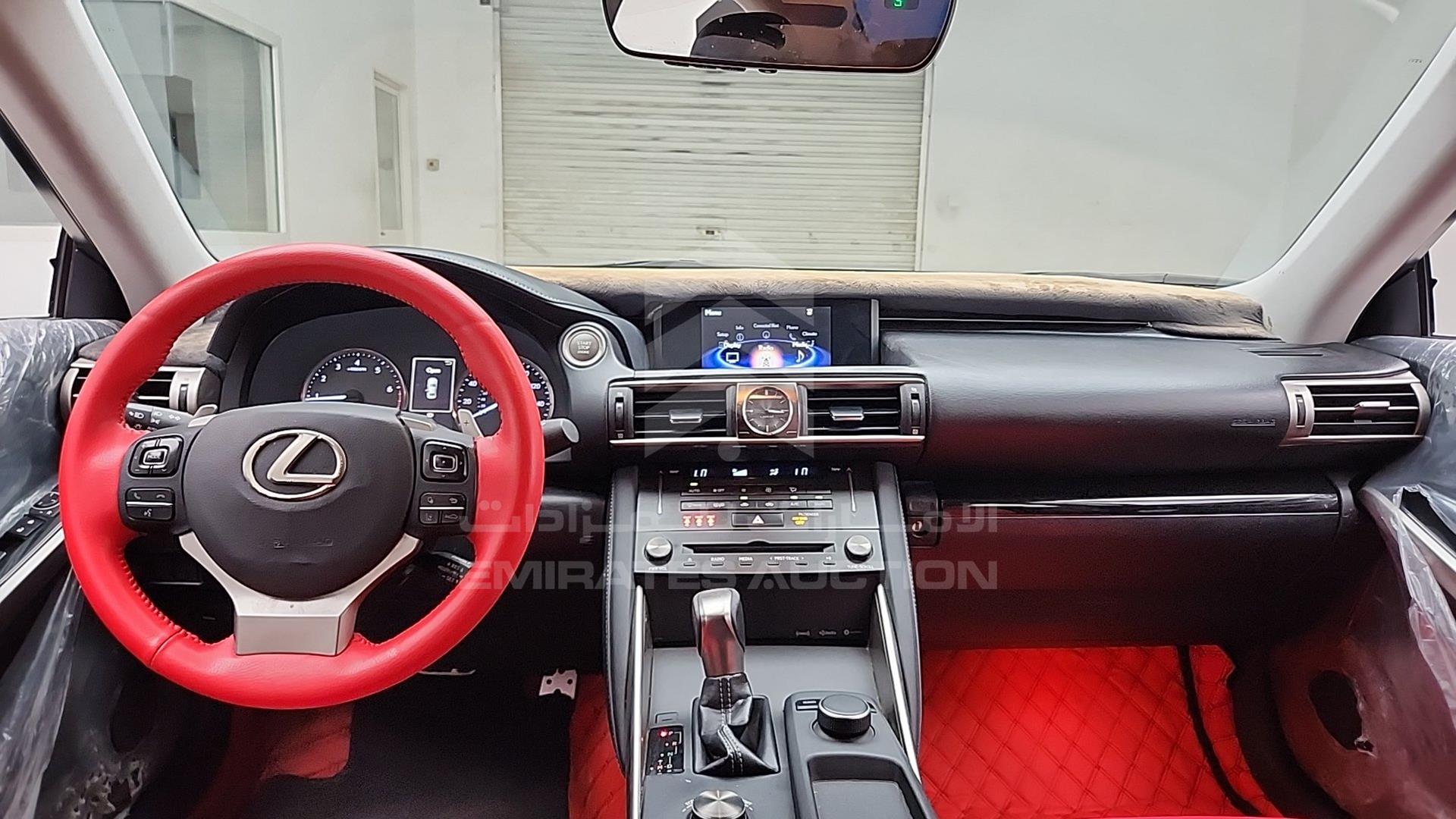 2018 LEXUS IS300 VIN: JTHBA1D26J5067048