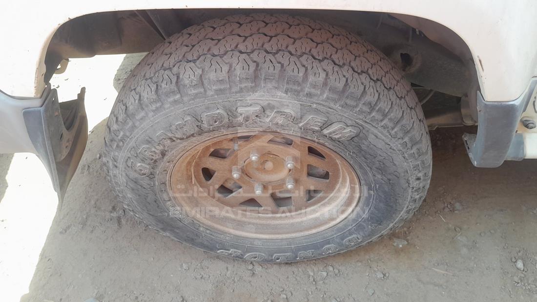 2001 Daihatsu Rocky — Rear Right Tyre — Photo 27