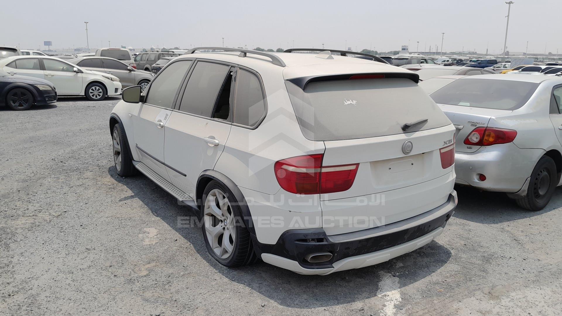 2008 BMW X5 VIN: WBAFE81018L092493