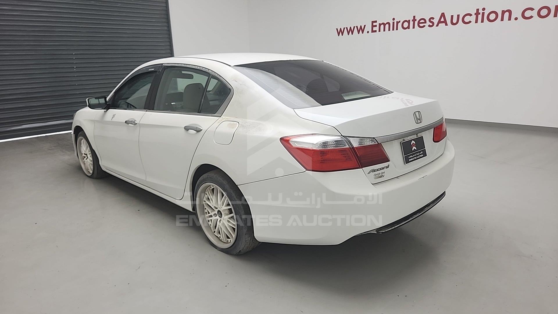 2013 HONDA ACCORD VIN: 1HGCR2F33DA245280